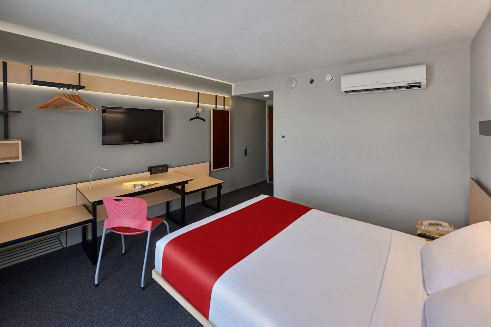 City Express By Marriott Irapuato Norte المظهر الخارجي الصورة