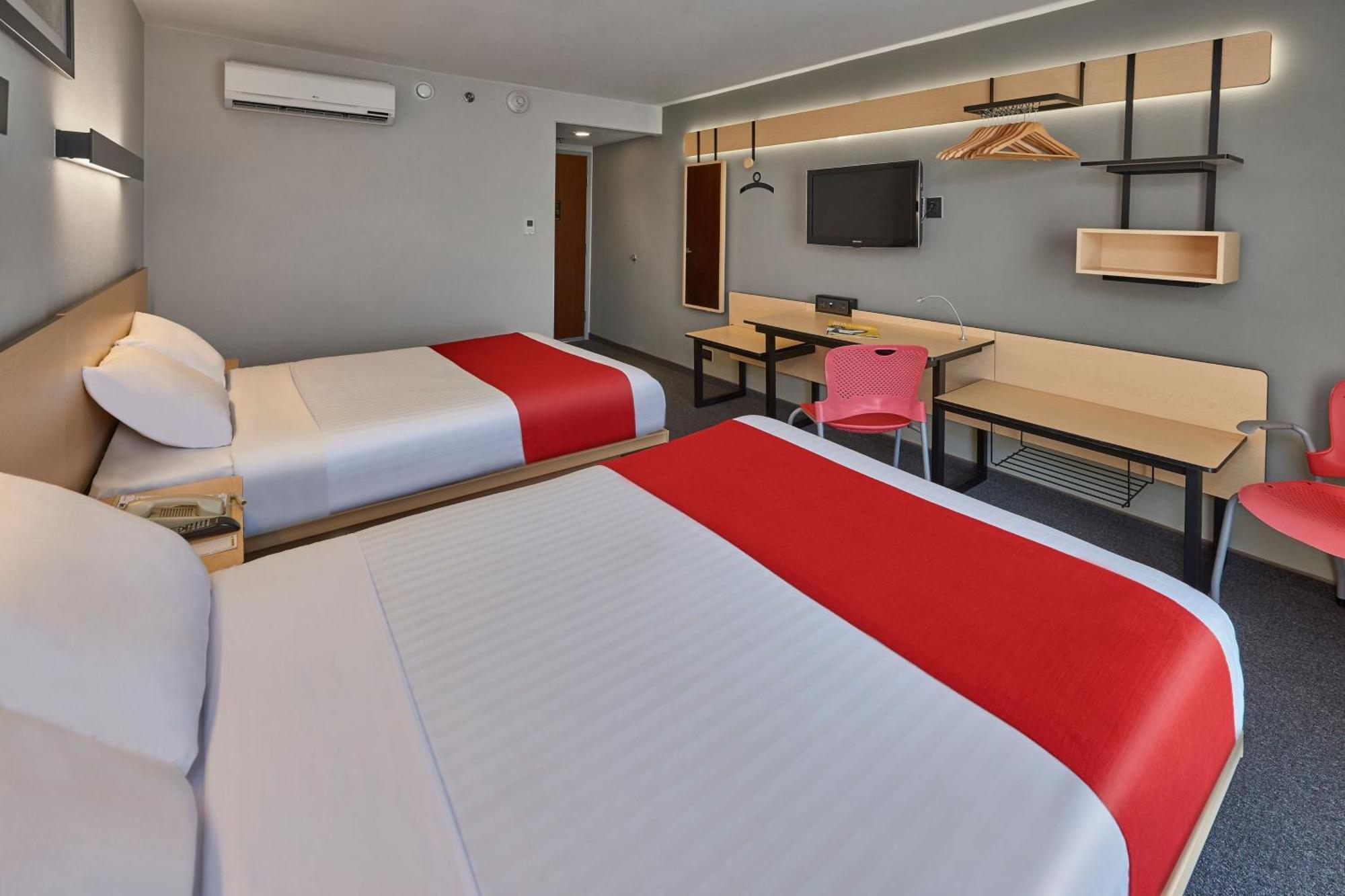 City Express By Marriott Irapuato Norte المظهر الخارجي الصورة