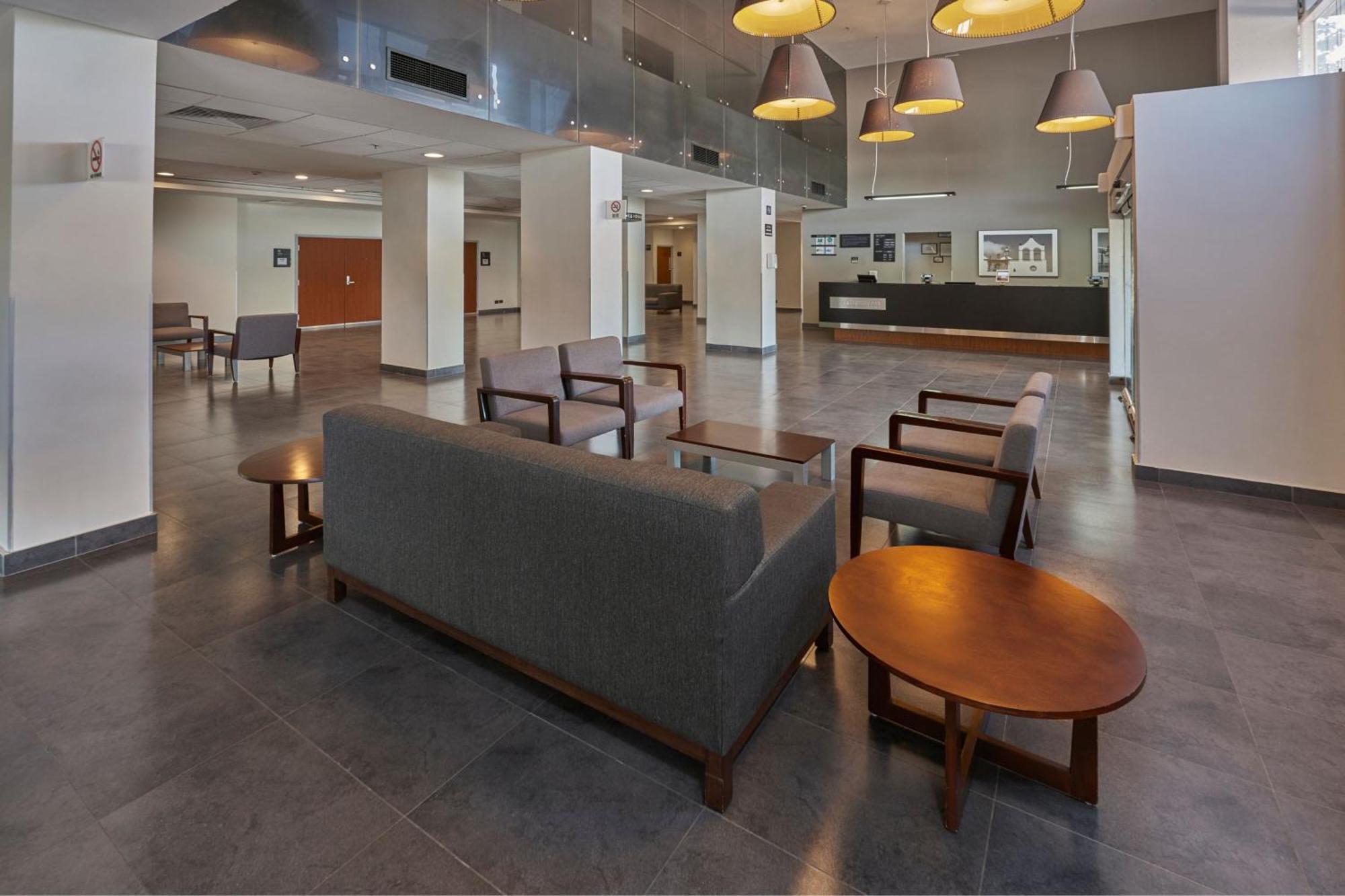 City Express By Marriott Irapuato Norte المظهر الخارجي الصورة